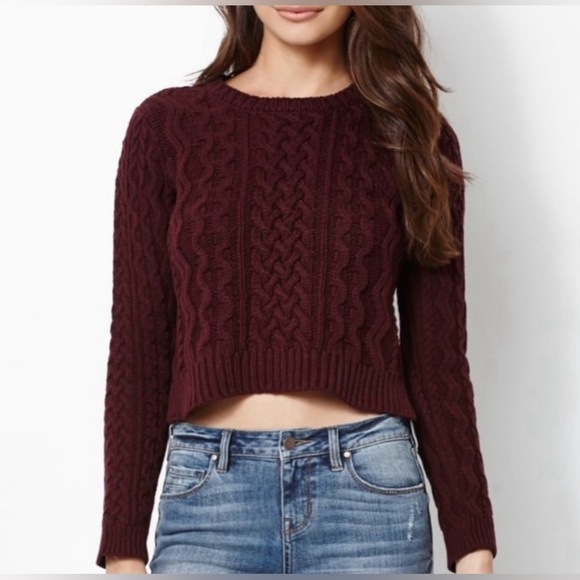 Kendall & Kylie Cropped Cable Knit Sweater, Medium - Picture 1 of 7